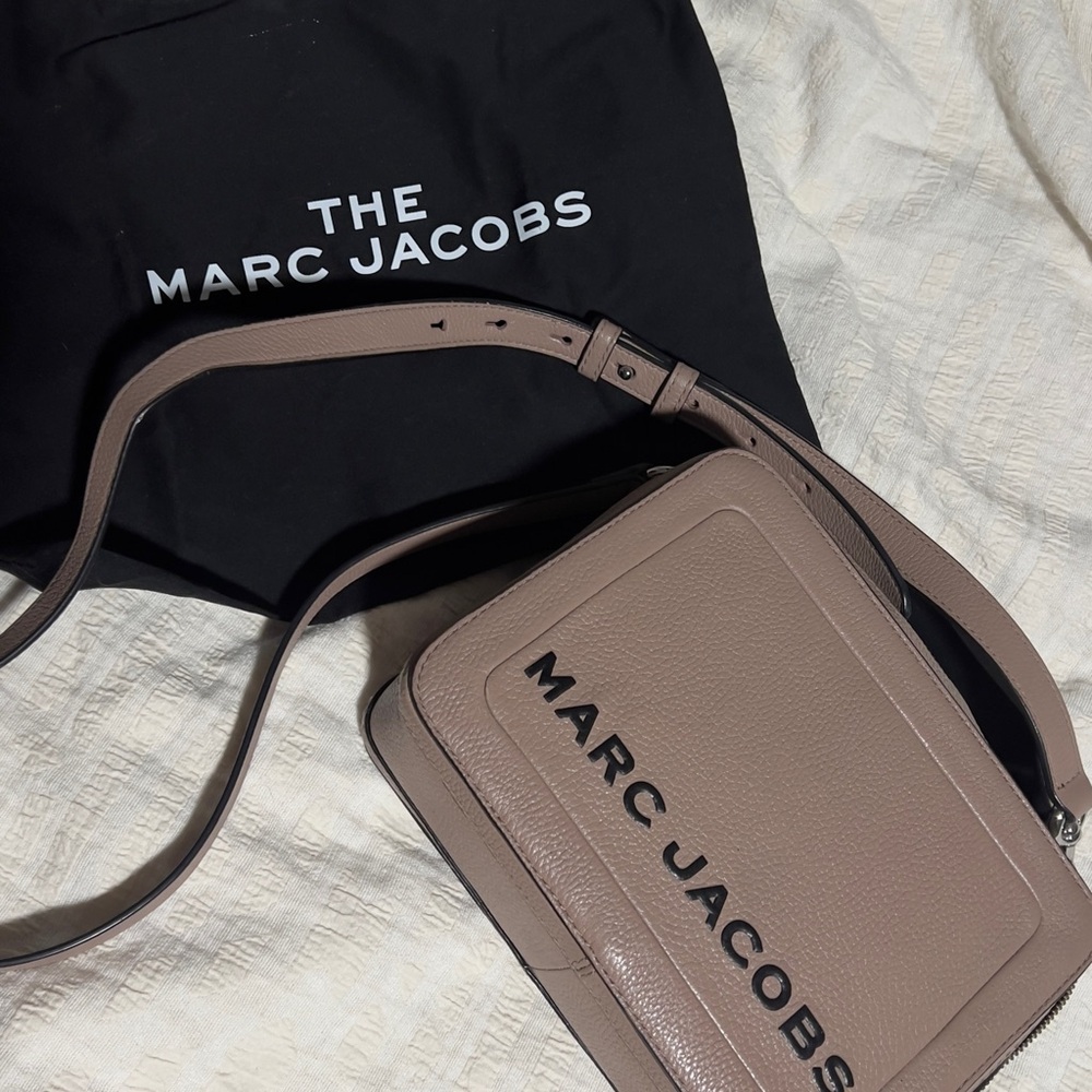 Marc Jacobs - The Box